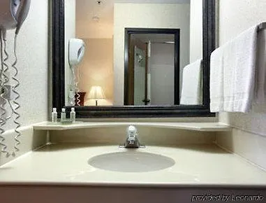 Baymont Inn & Suites Rochelle Отель