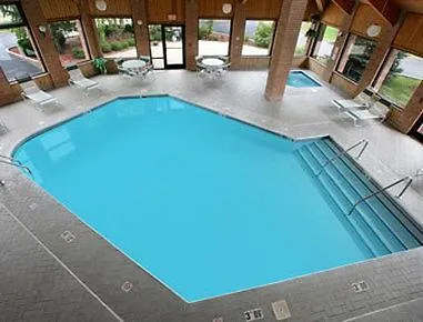 Baymont Inn & Suites Rochelle 2* Rochelle